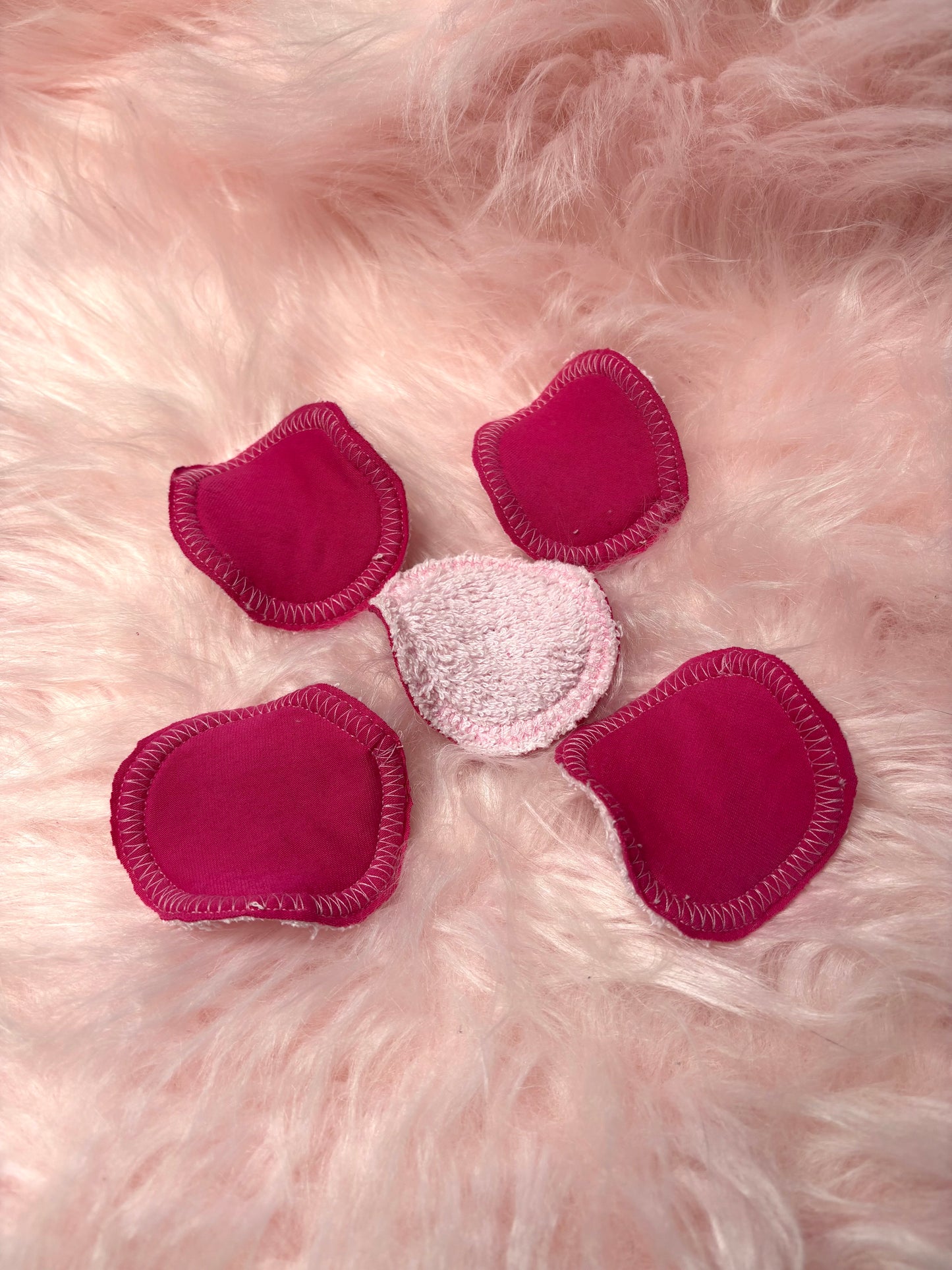Einzigartiges Rosa Kosmetik-Set: Täschchen & 5 wiederverwendbare Pads
