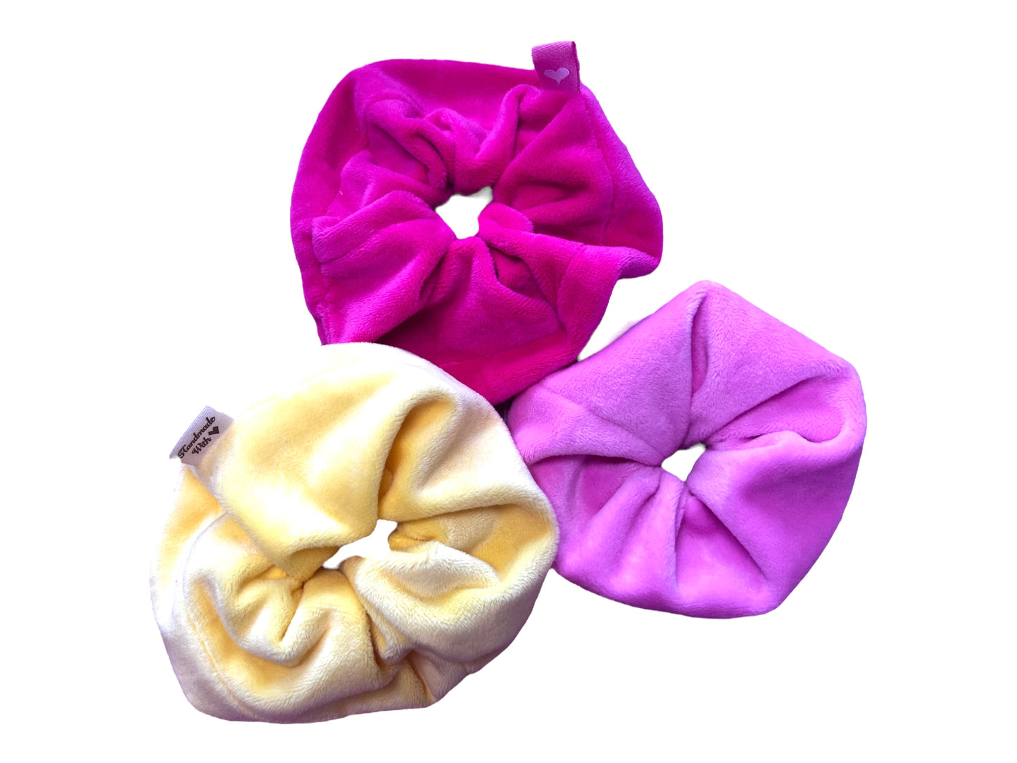 Kuschelige Plüsch Scrunchies - Dein neues Must-Have Accessoire!